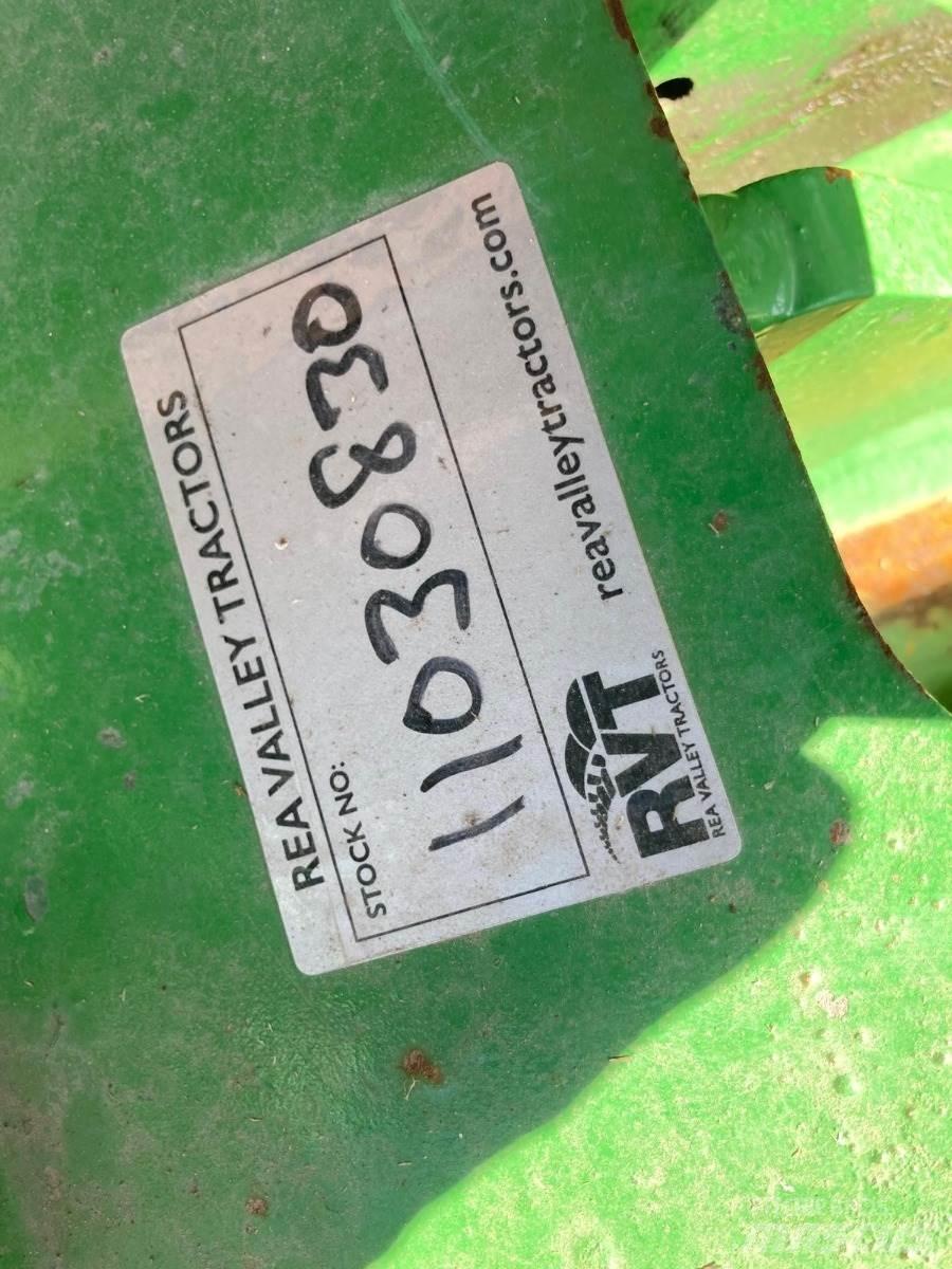 Lynx  Other tractor accessories