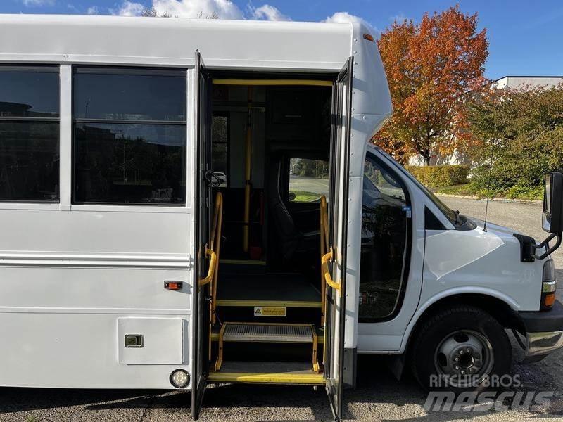 Chevrolet Express Mini buses
