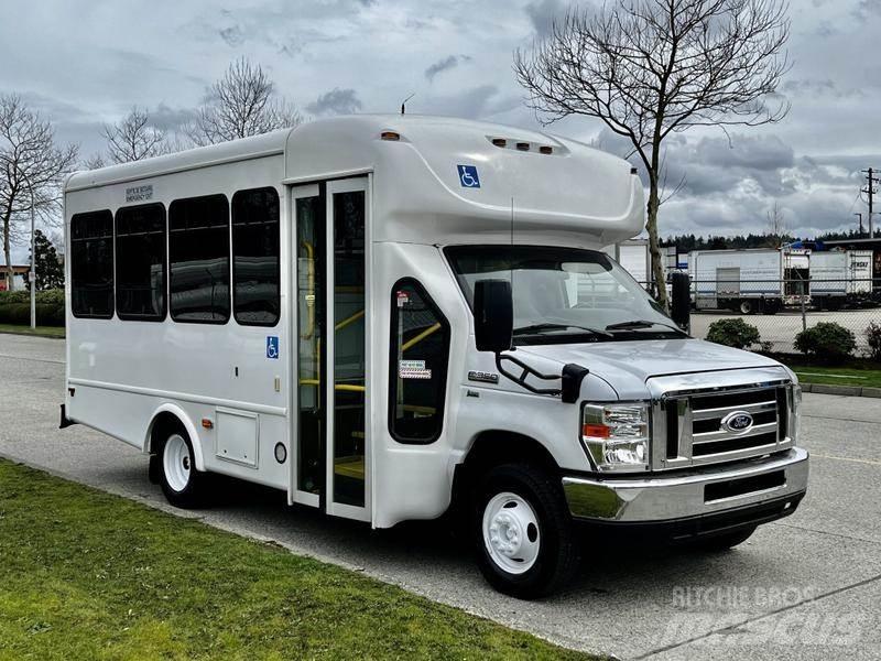 Ford Econoline Mini buses