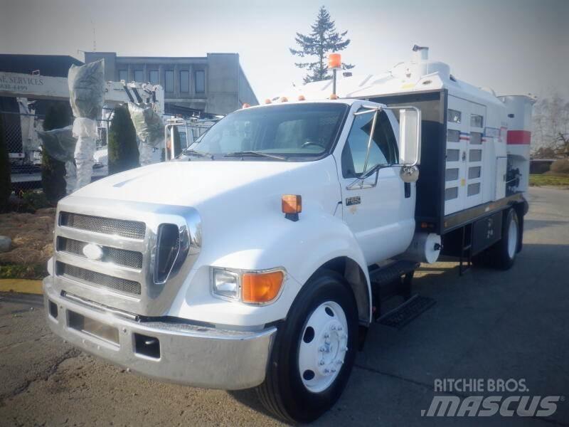 Ford F-650 Combi / vacuum trucks