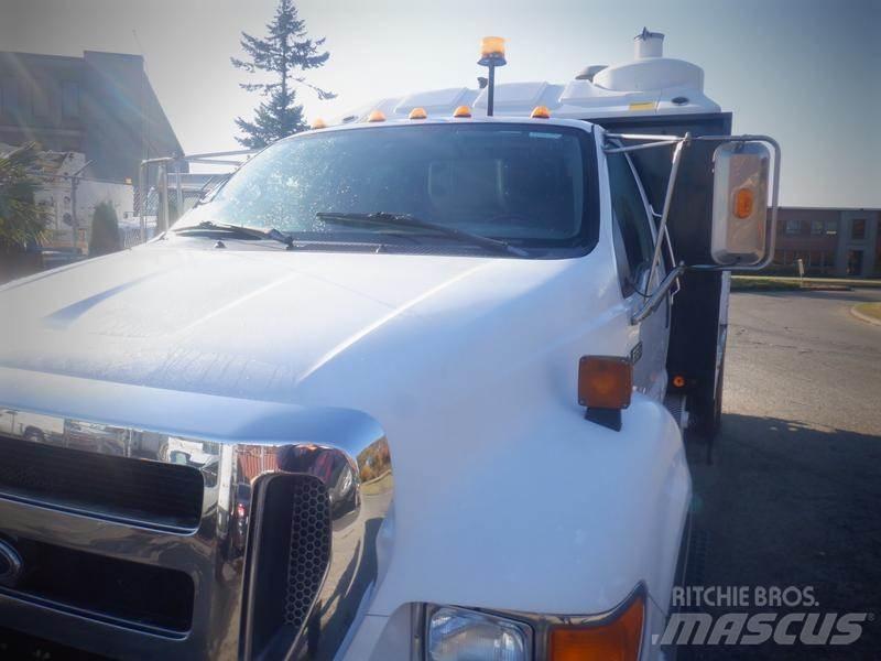 Ford F-650 Combi / vacuum trucks