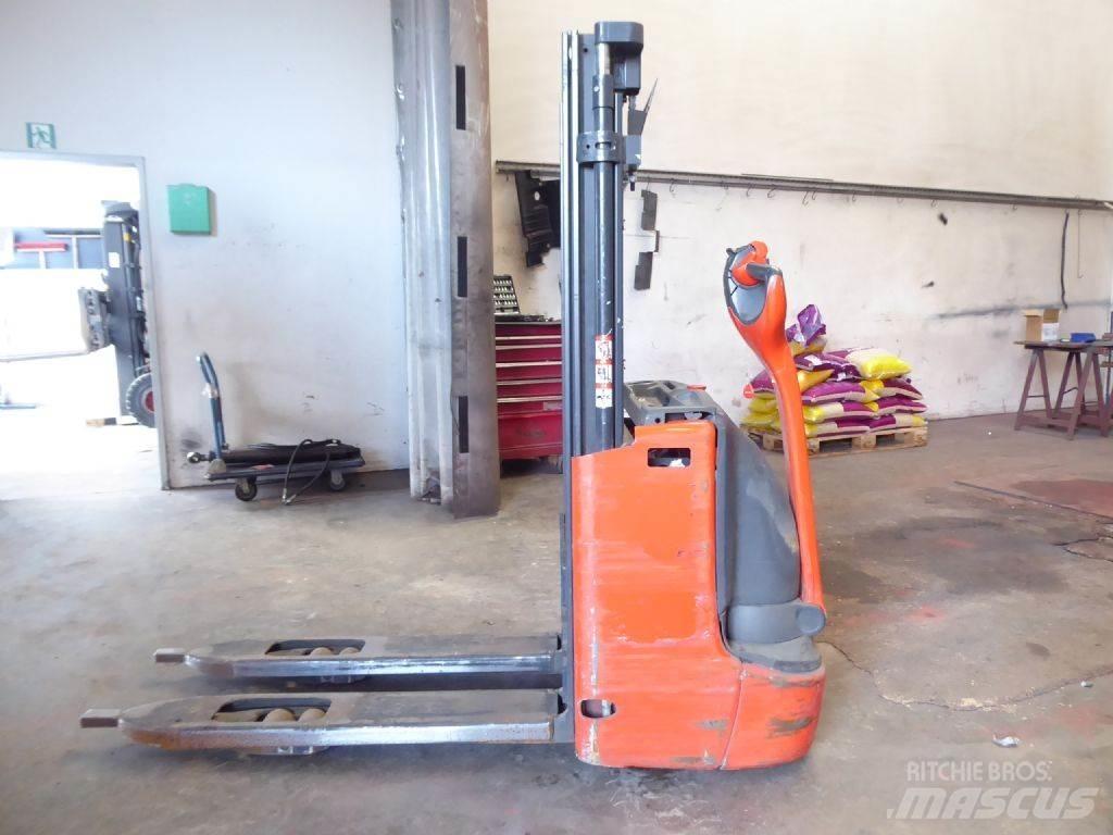Linde L12L Pedestrian stacker
