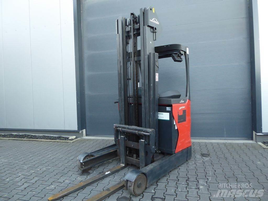 Linde R16-01 Reach trucks