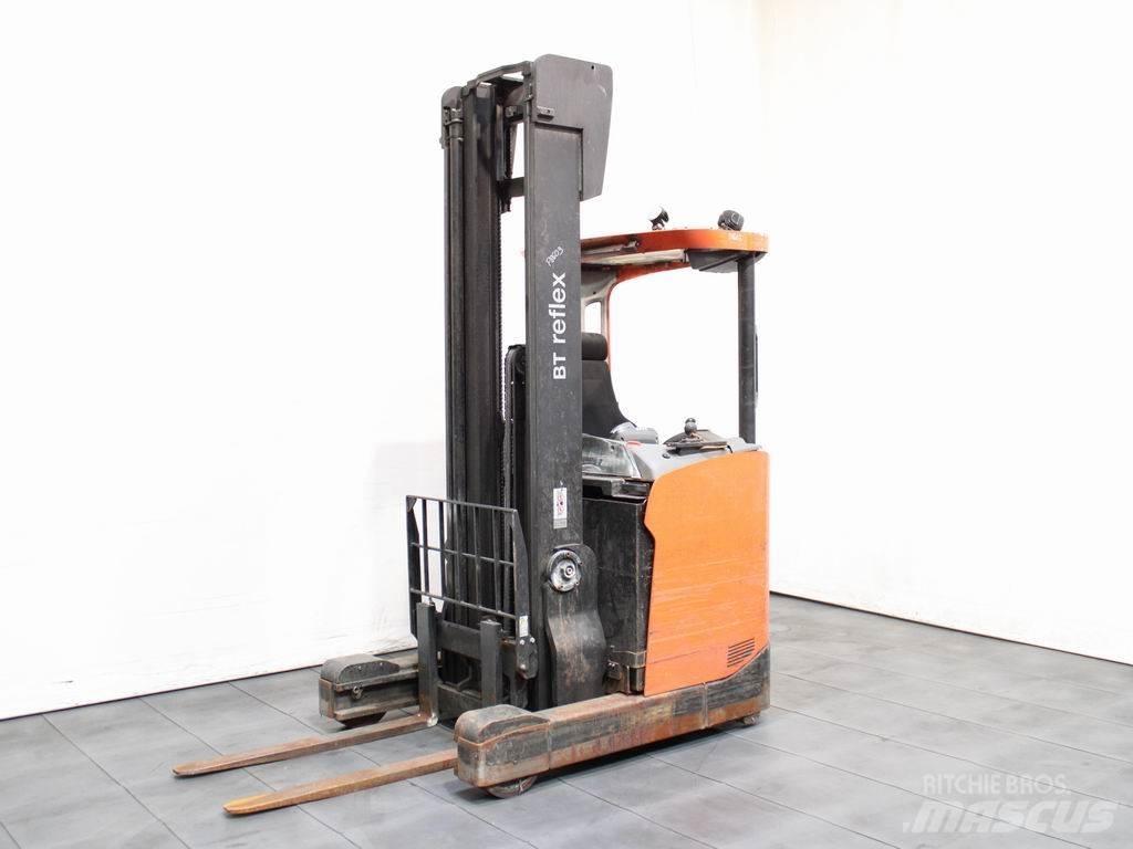 BT RRE 140 Reach trucks
