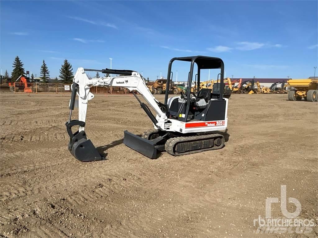 Bobcat 325 Mini excavators < 7t (Mini diggers)