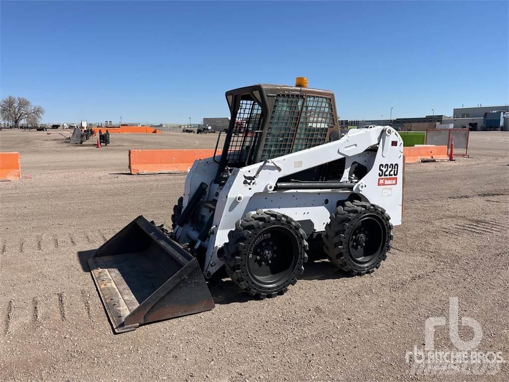 Bobcat S220 Skid steer loaders