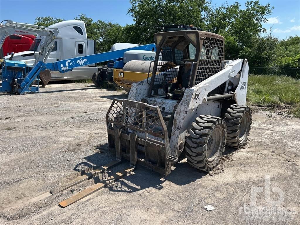 Bobcat S220 Skid steer loaders