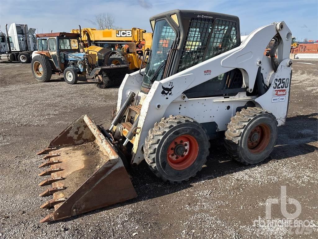 Bobcat S250 Skid steer loaders