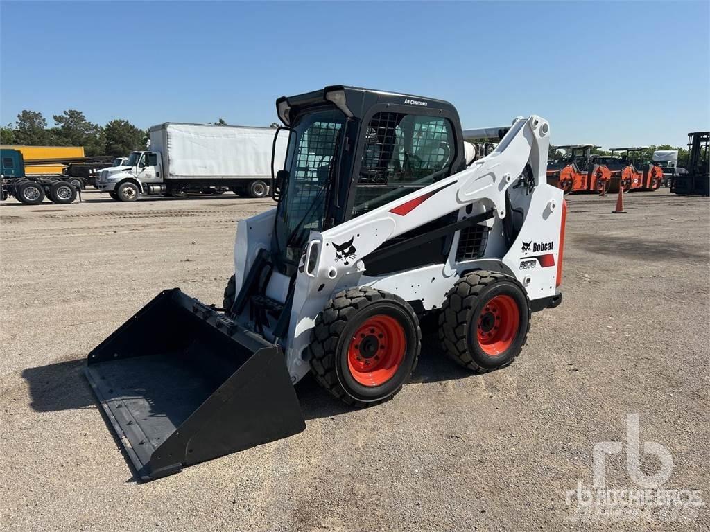 Bobcat S570 Skid steer loaders