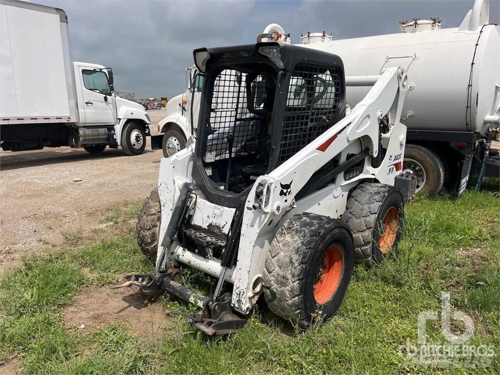 Bobcat S740 Skid steer loaders