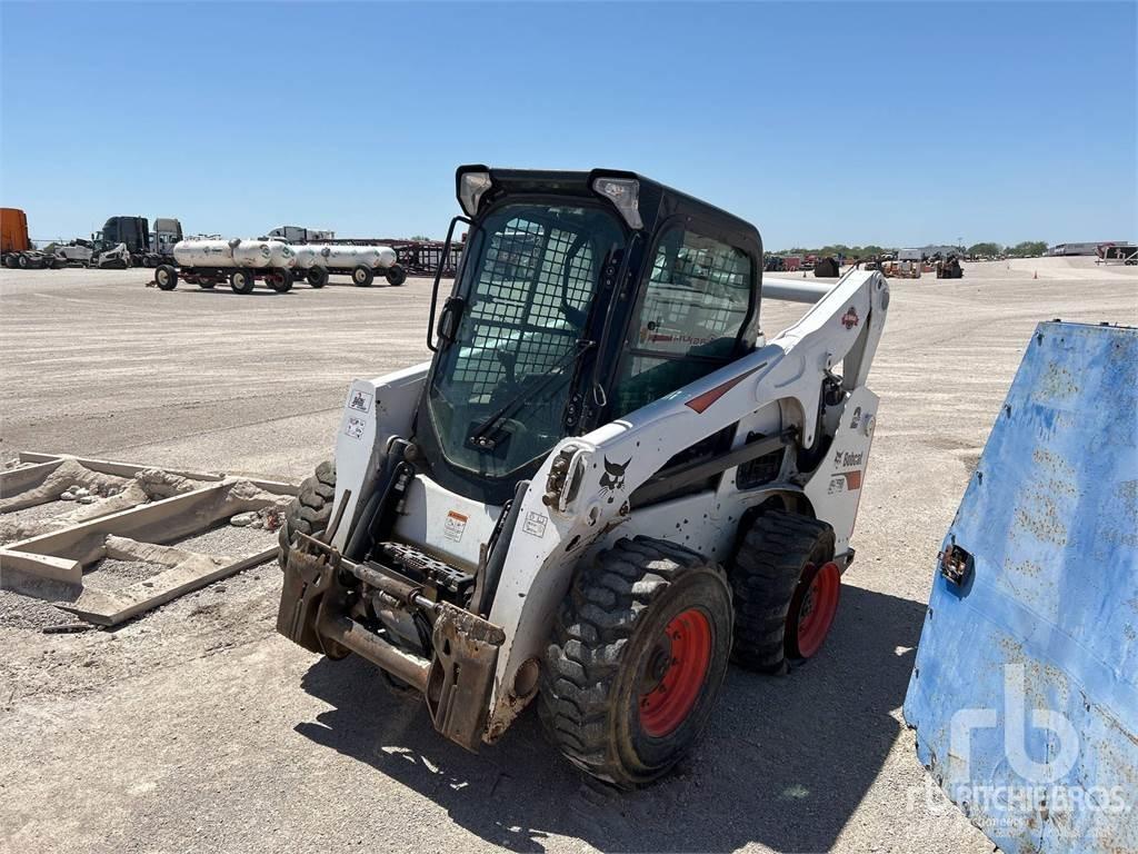 Bobcat S770 Skid steer loaders