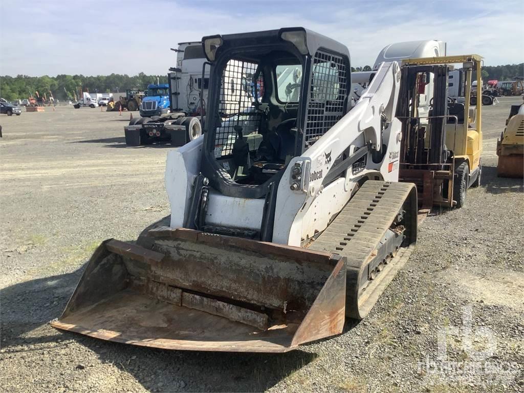 Bobcat T740 Skid steer loaders
