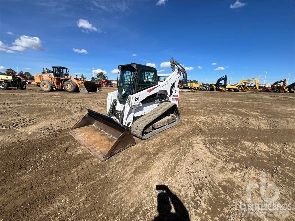 Bobcat T870 Skid steer loaders