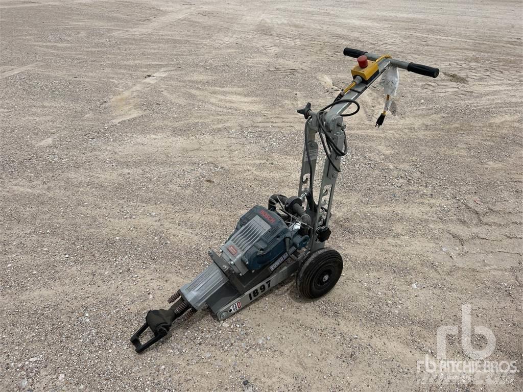 Bosch 11335K Hammers / Breakers