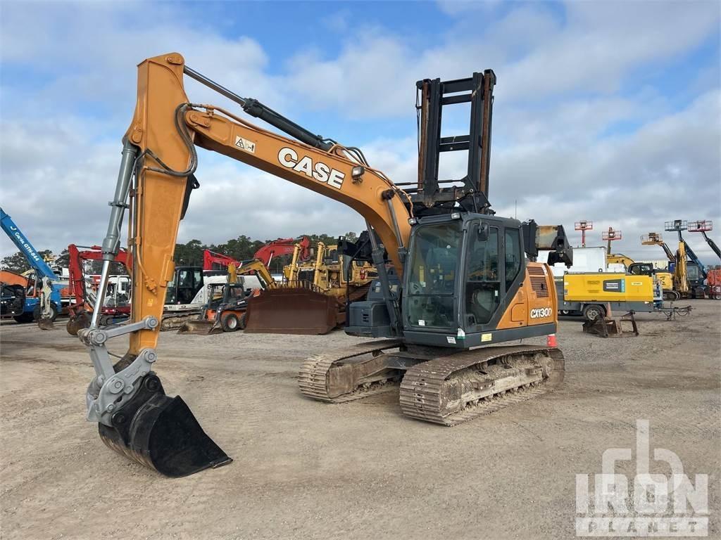 CASE CX130D Crawler excavators
