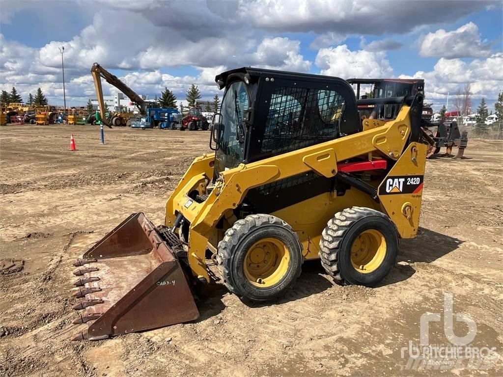 CAT 242D Skid steer loaders