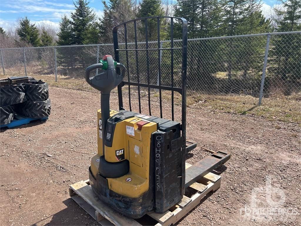 CAT 2WPL4500 Pallet racks