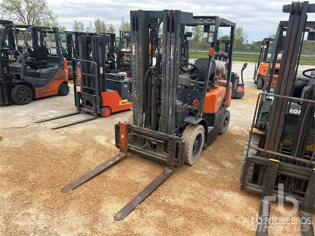Doosan G25G Diesel trucks