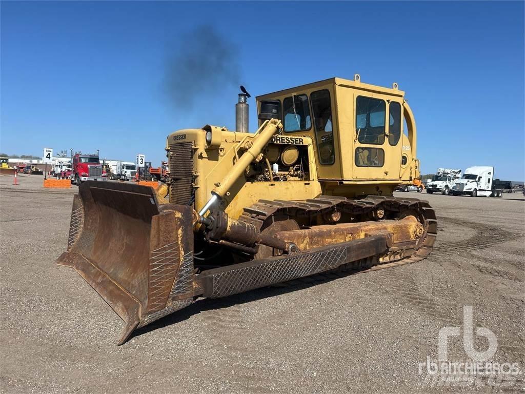 Dresser TD25C Crawler dozers