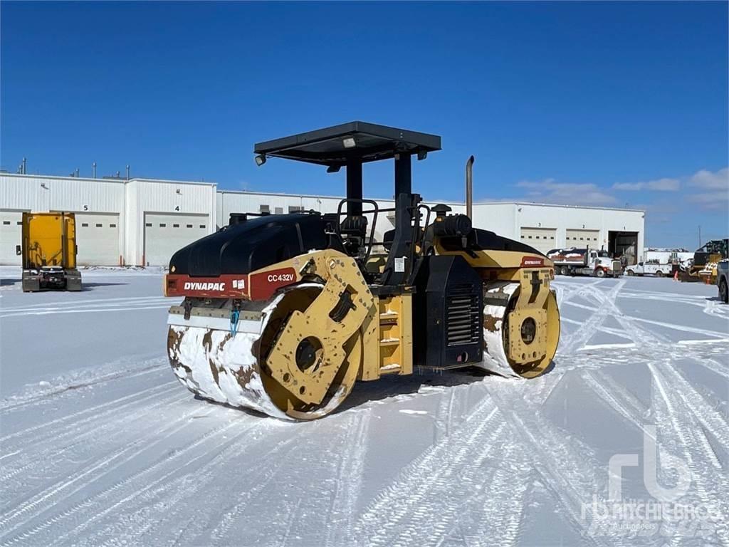 Dynapac CC432V Twin drum rollers