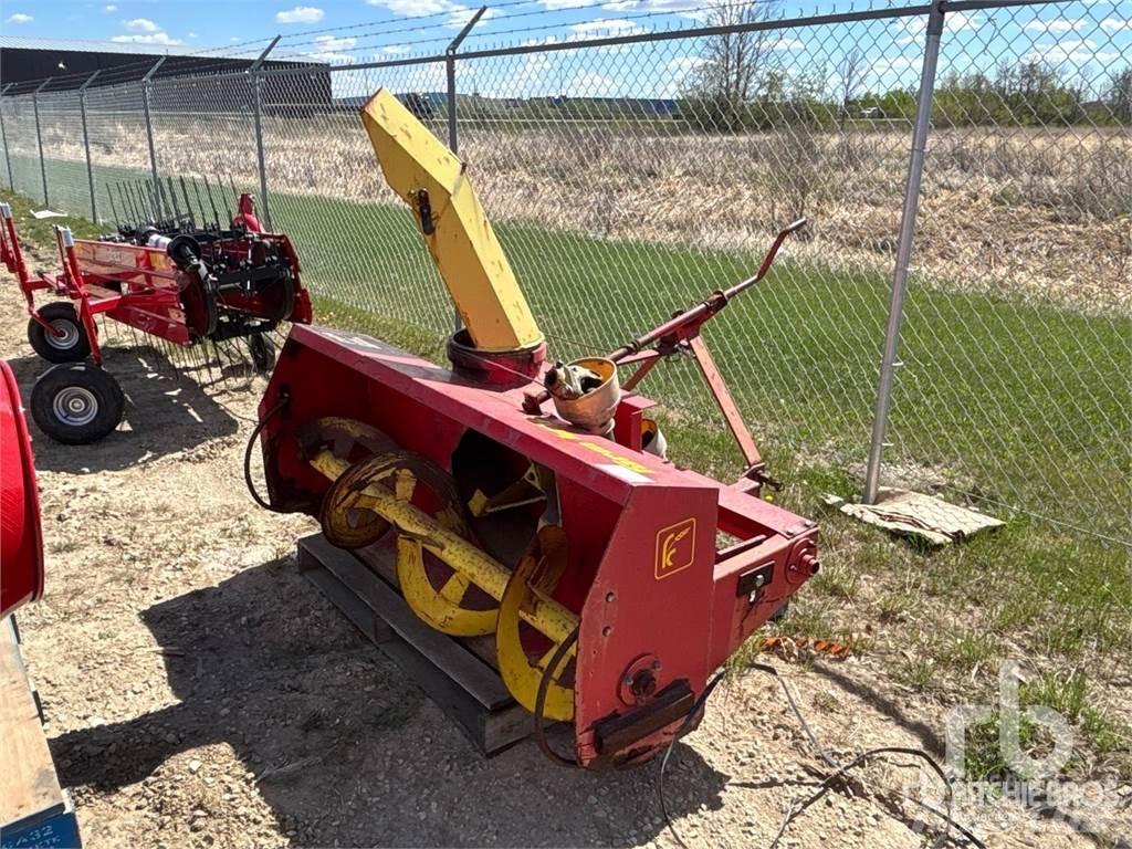Farm King 600SB Snow throwers