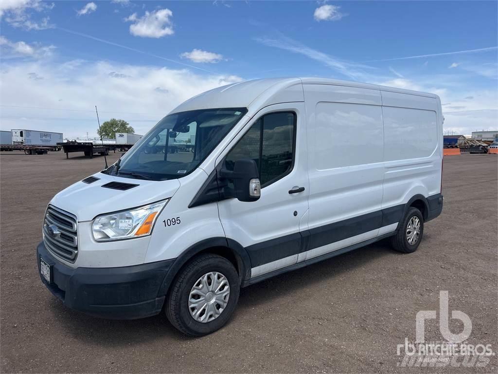 Ford E-350 Temperature controlled trucks