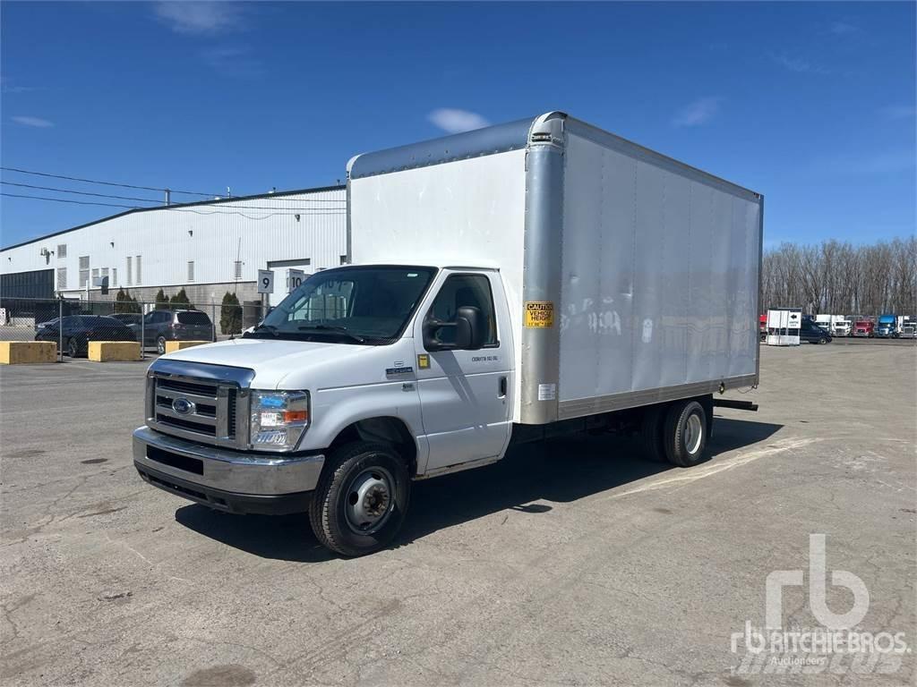 Ford E-450 Panel vans