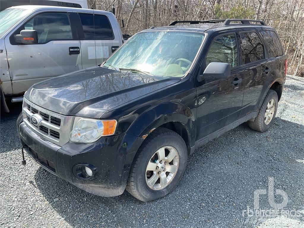 Ford ESCAPE Pick up/Dropside