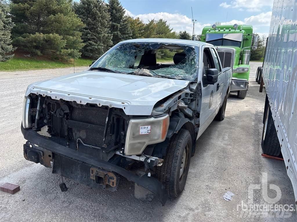 Ford F-150 Pick up/Dropside