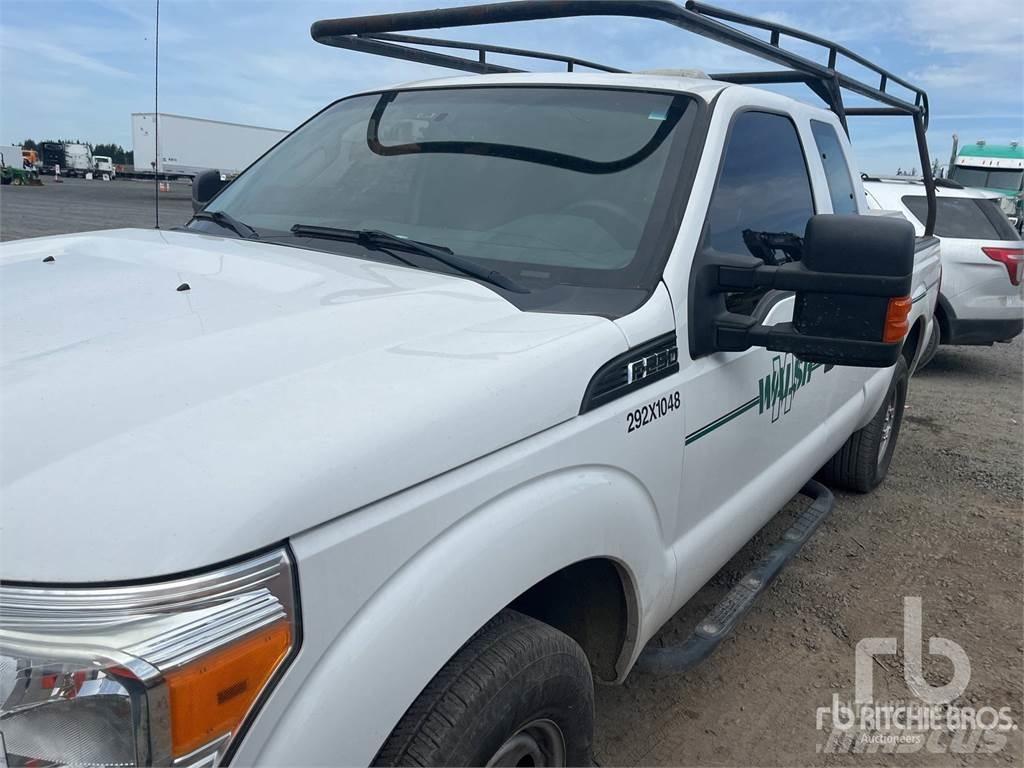 Ford F-250 Pick up/Dropside