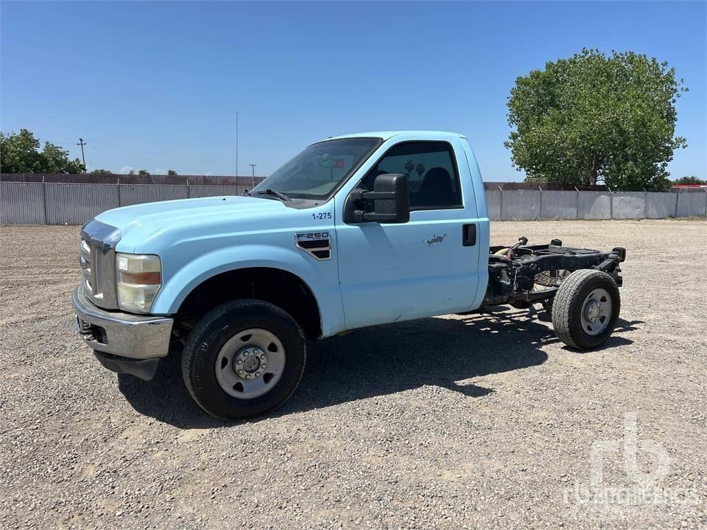 Ford F-250 Chassis Cab trucks