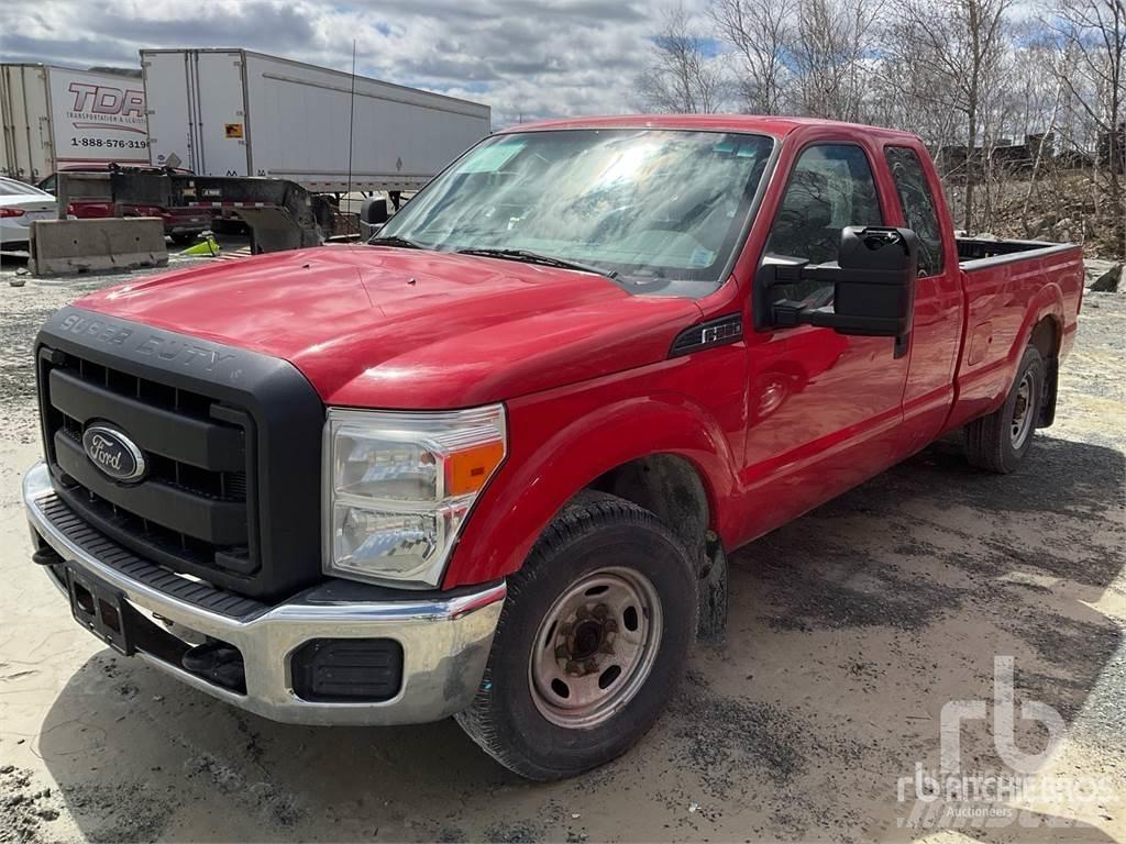 Ford F-250 Pick up/Dropside