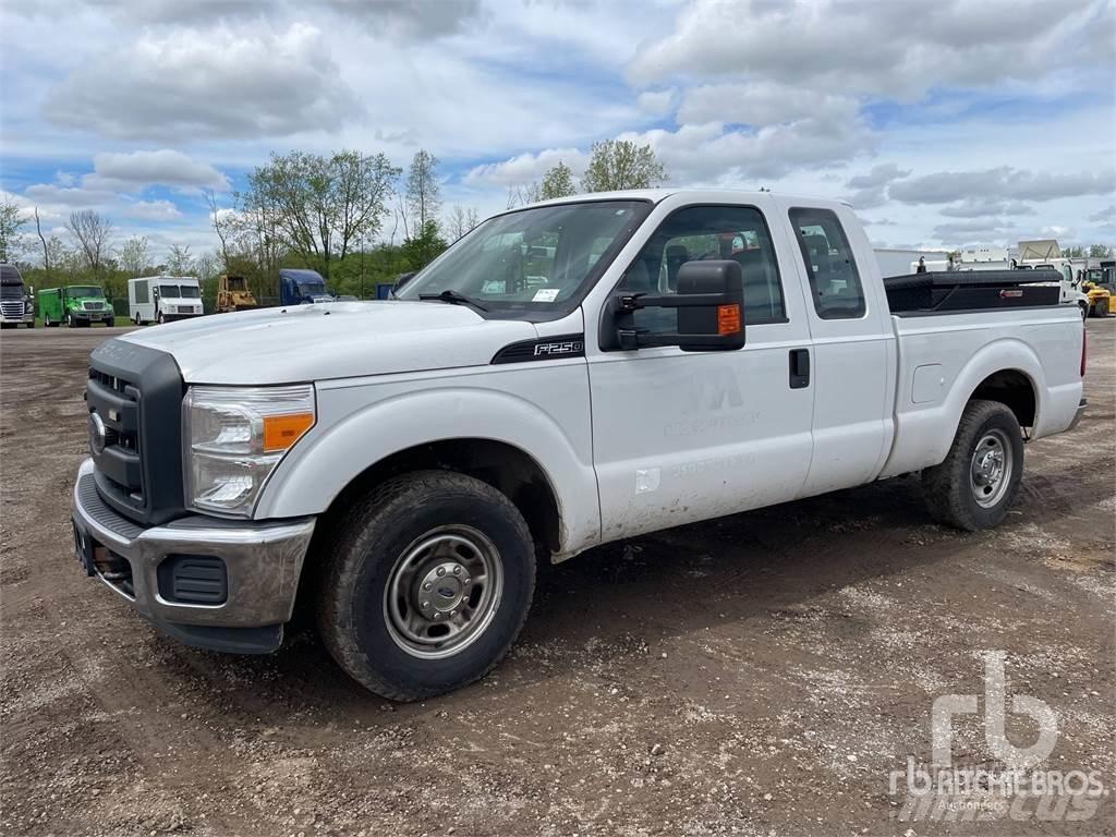 Ford F-250 Pick up/Dropside