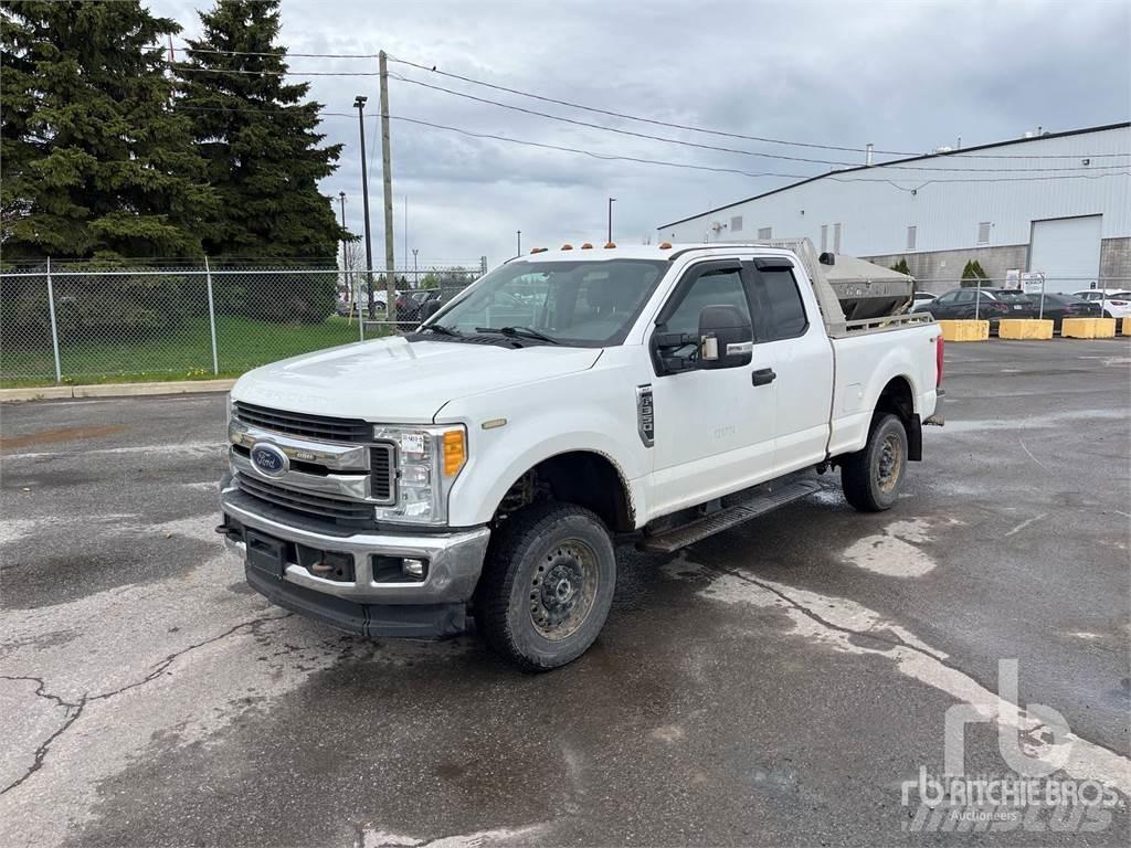 Ford F-350 Pick up/Dropside
