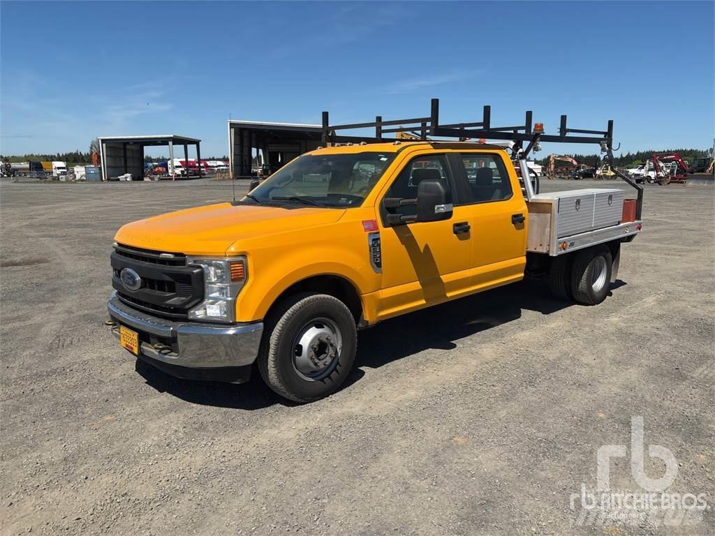 Ford F-350 Flatbed / Dropside trucks