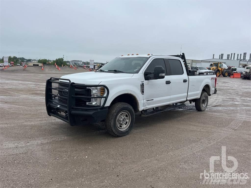Ford F-350 Pick up/Dropside