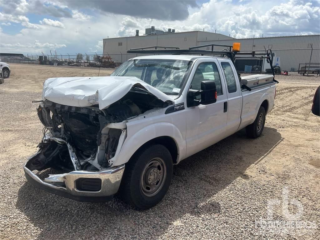 Ford F-350 Pick up/Dropside