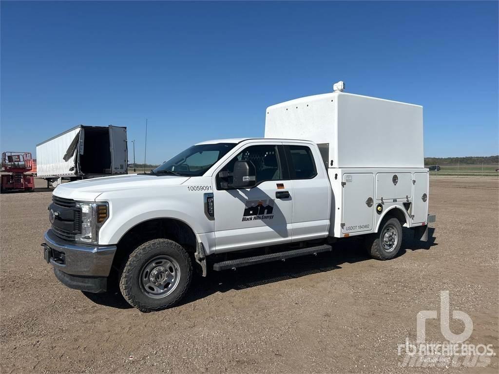 Ford F-350 Municipal / general purpose vehicles