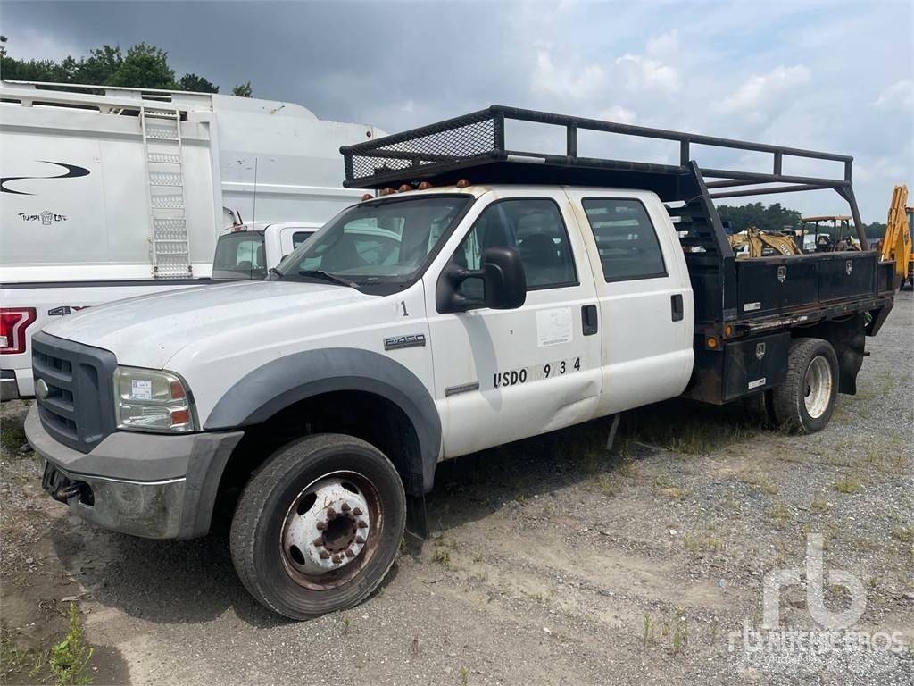 Ford F-450 Flatbed / Dropside trucks