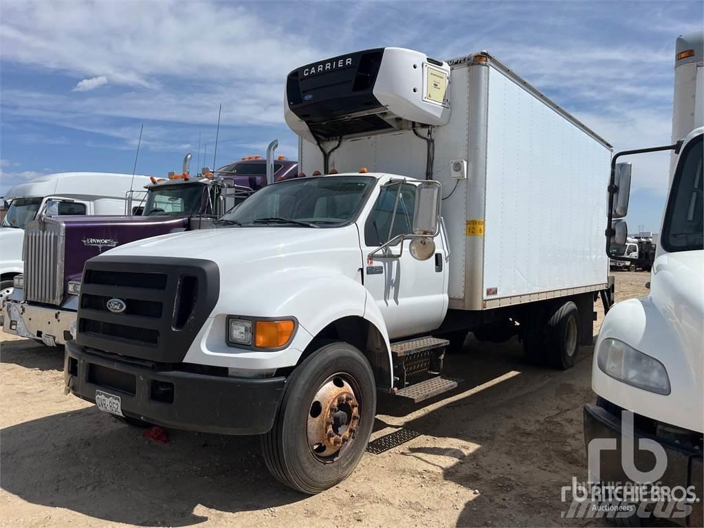 Ford F-750 Temperature controlled