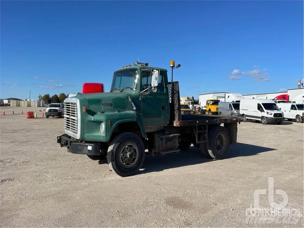 Ford LS800F Flatbed / Dropside trucks