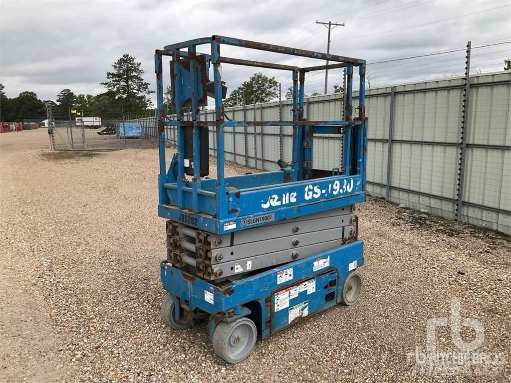 Genie GS-1930 Scissor lifts
