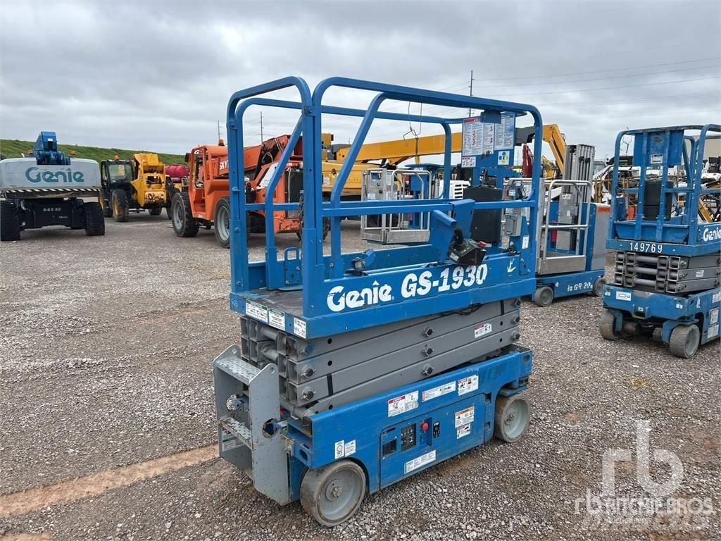 Genie GS-1930 Scissor lifts