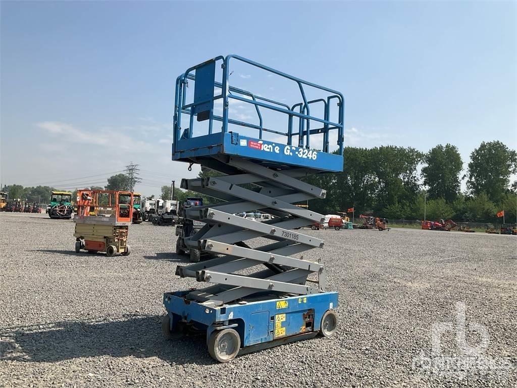 Genie GS-3246 Scissor lifts