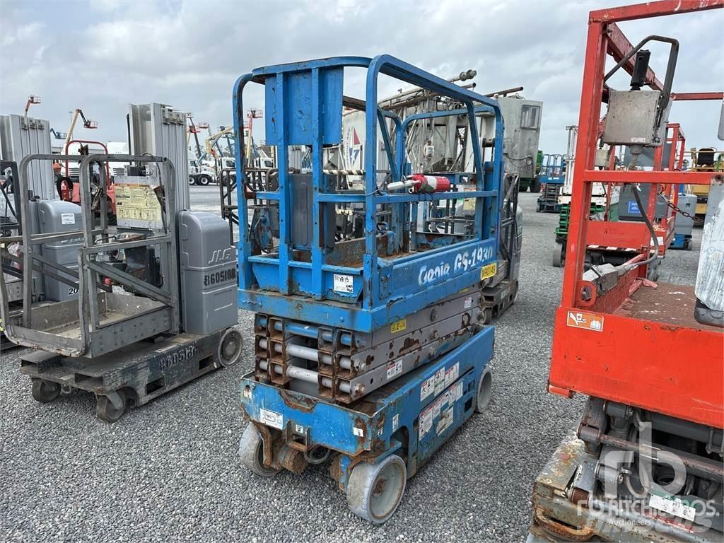 Genie GS1930 Scissor lifts