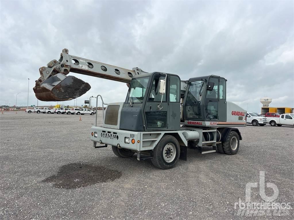 Gradall XL3100 Wheeled excavators
