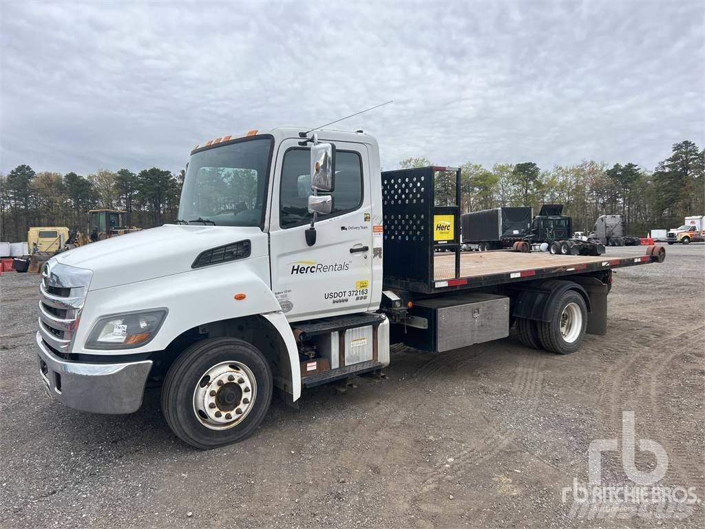 Hino 258 Cable lift demountable trucks