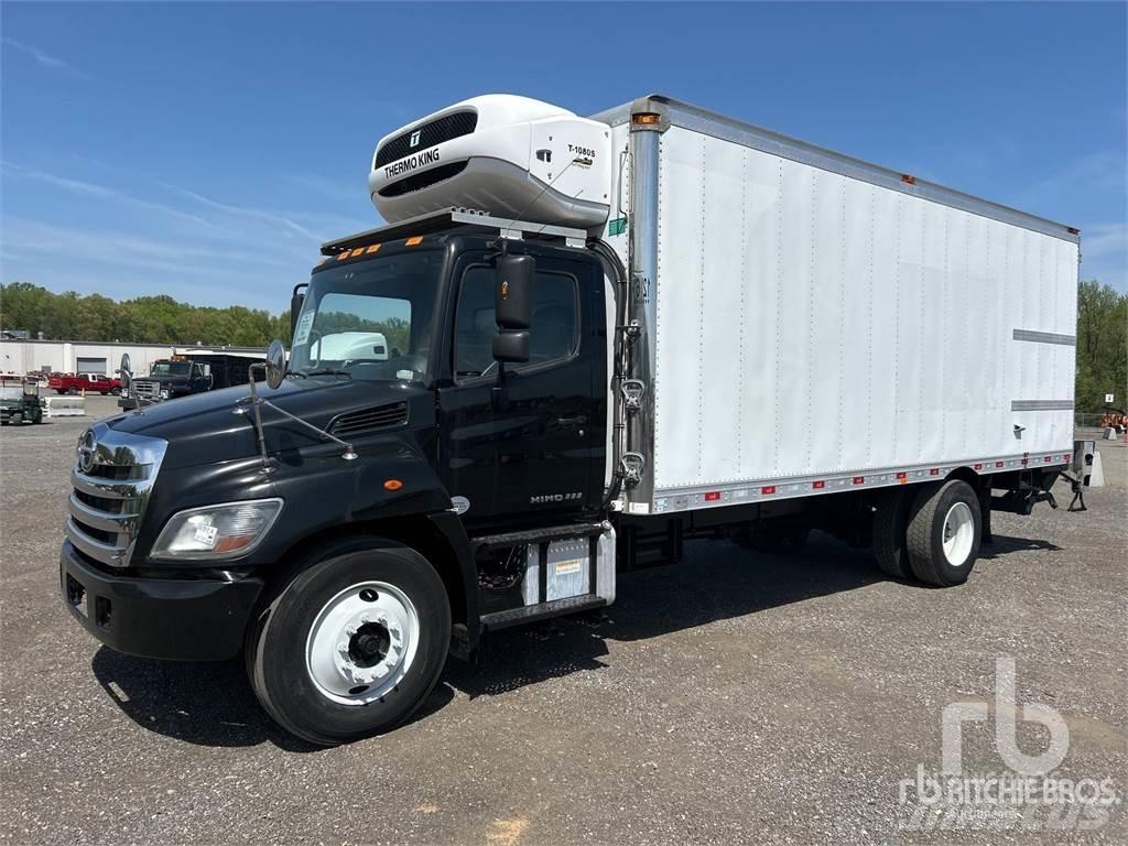 Hino 338 Temperature controlled