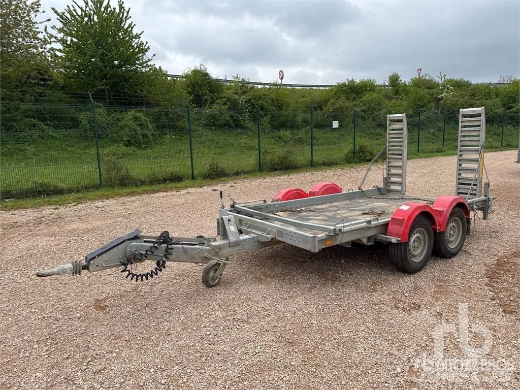 Hubiere T/A Low loaders