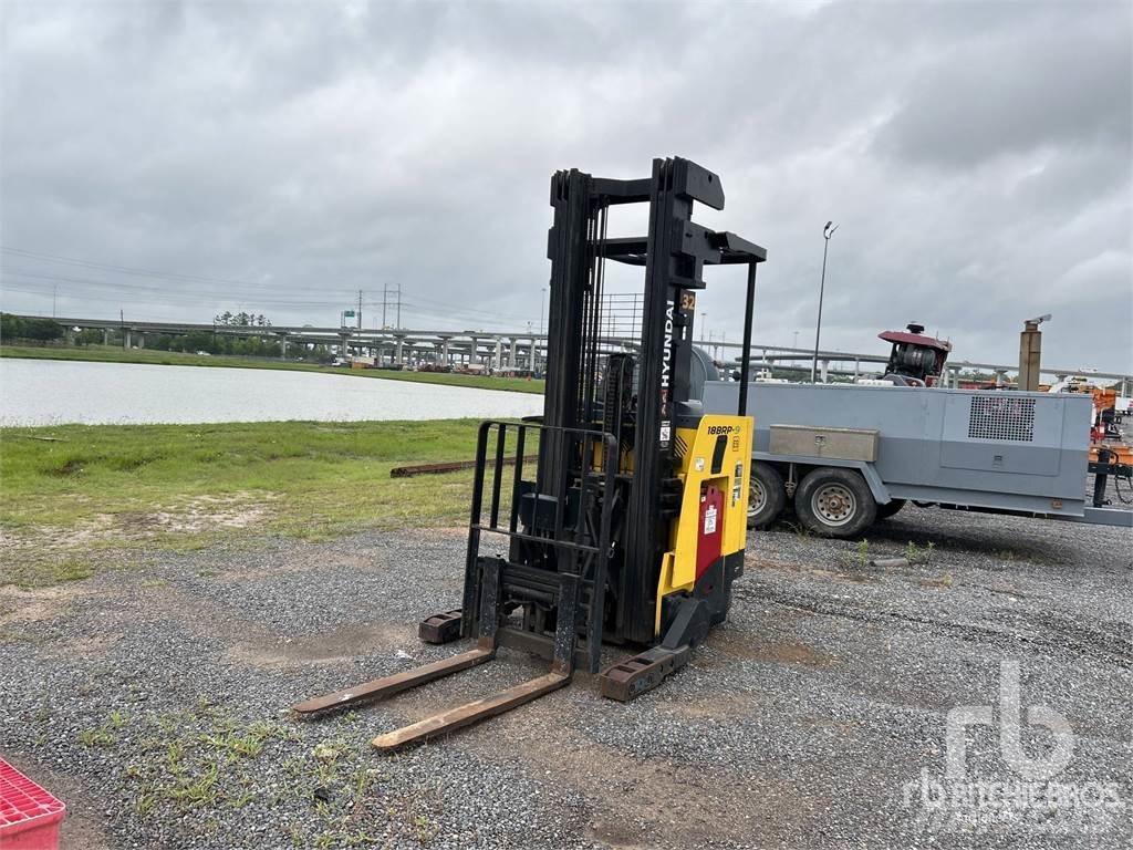 Hyundai 18BRP-9 Electric forklift trucks